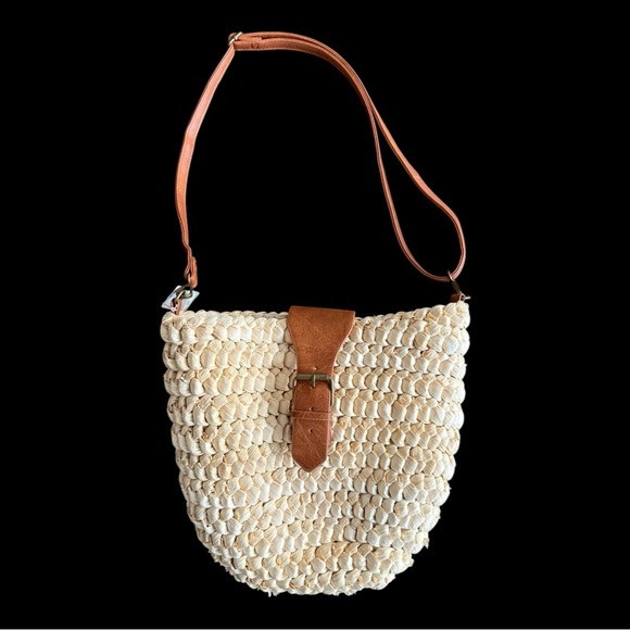 Jen & Co Seagrass Beige Tan Shoulder Crossbody Bag Leather NWT 11” X 12”… - Picture 1 of 16